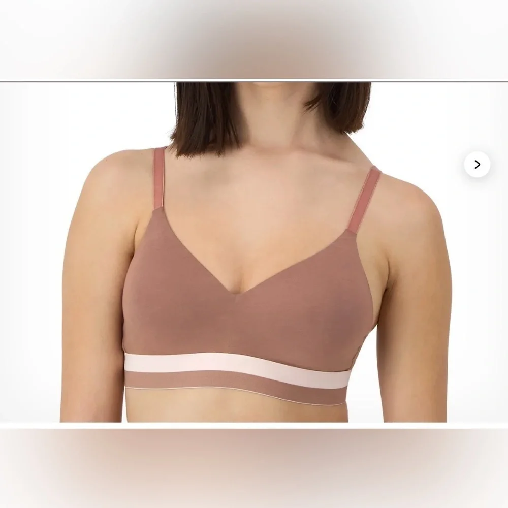 Hanes Women's Natural Lift Wireless Bra Size 3XL